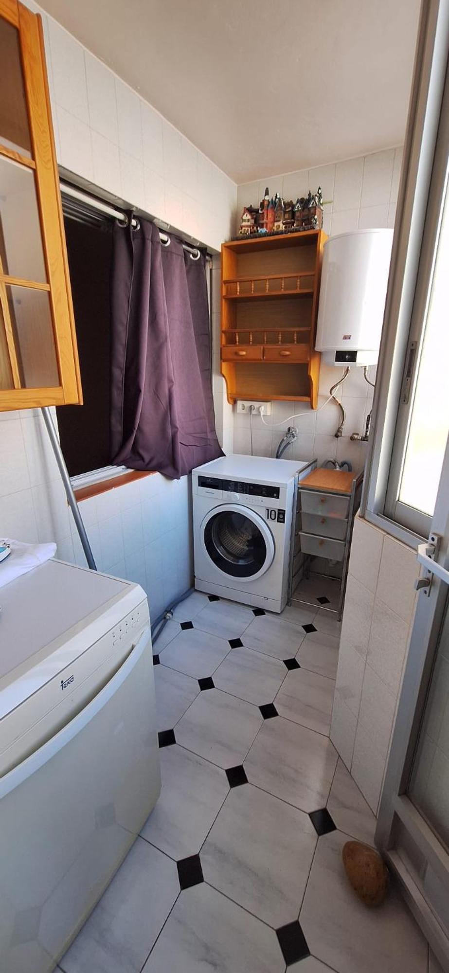 Apartamentos Casa May 1- Centro Benidorm-Solo Mayores De 30 Anos Y Familias Exterior foto