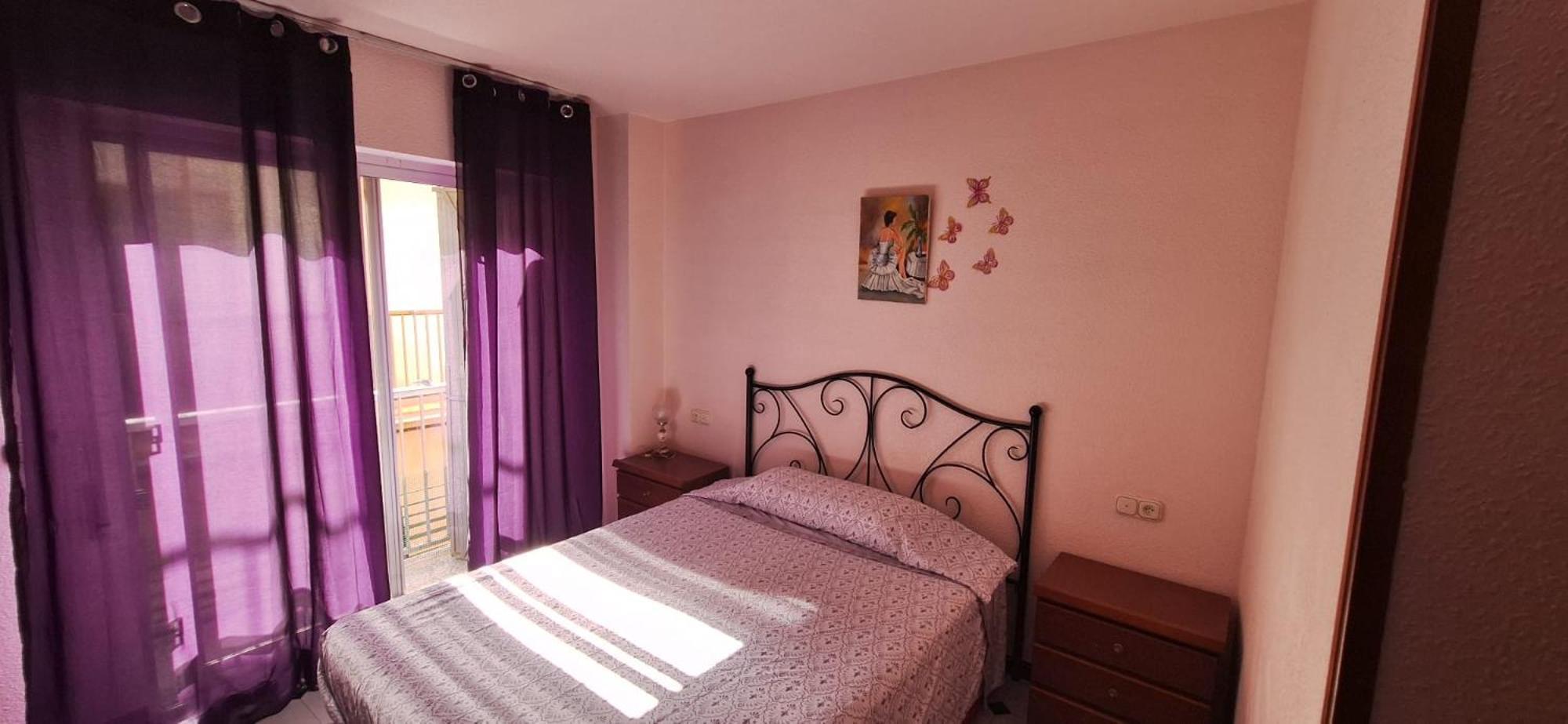 Apartamentos Casa May 1- Centro Benidorm-Solo Mayores De 30 Anos Y Familias Exterior foto
